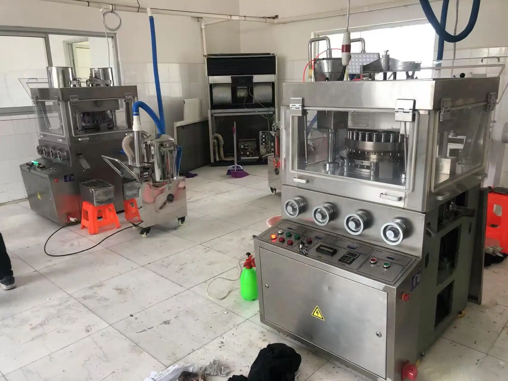 pharmaceutical tablet making machine pharmaceutical tablet making machine