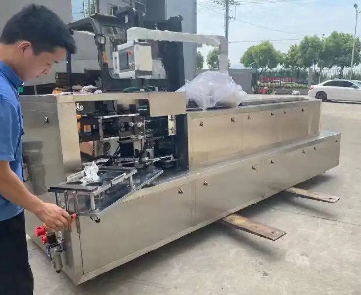 bottle cartoning machine bottle cartoning machine