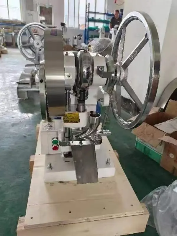 Medicine tablet making machine