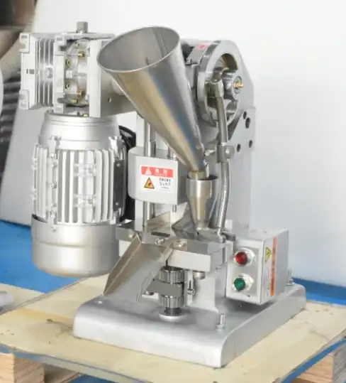 Single station tablet press