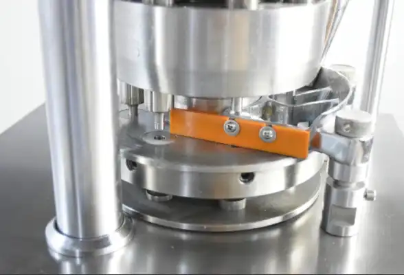 pill pressing machine