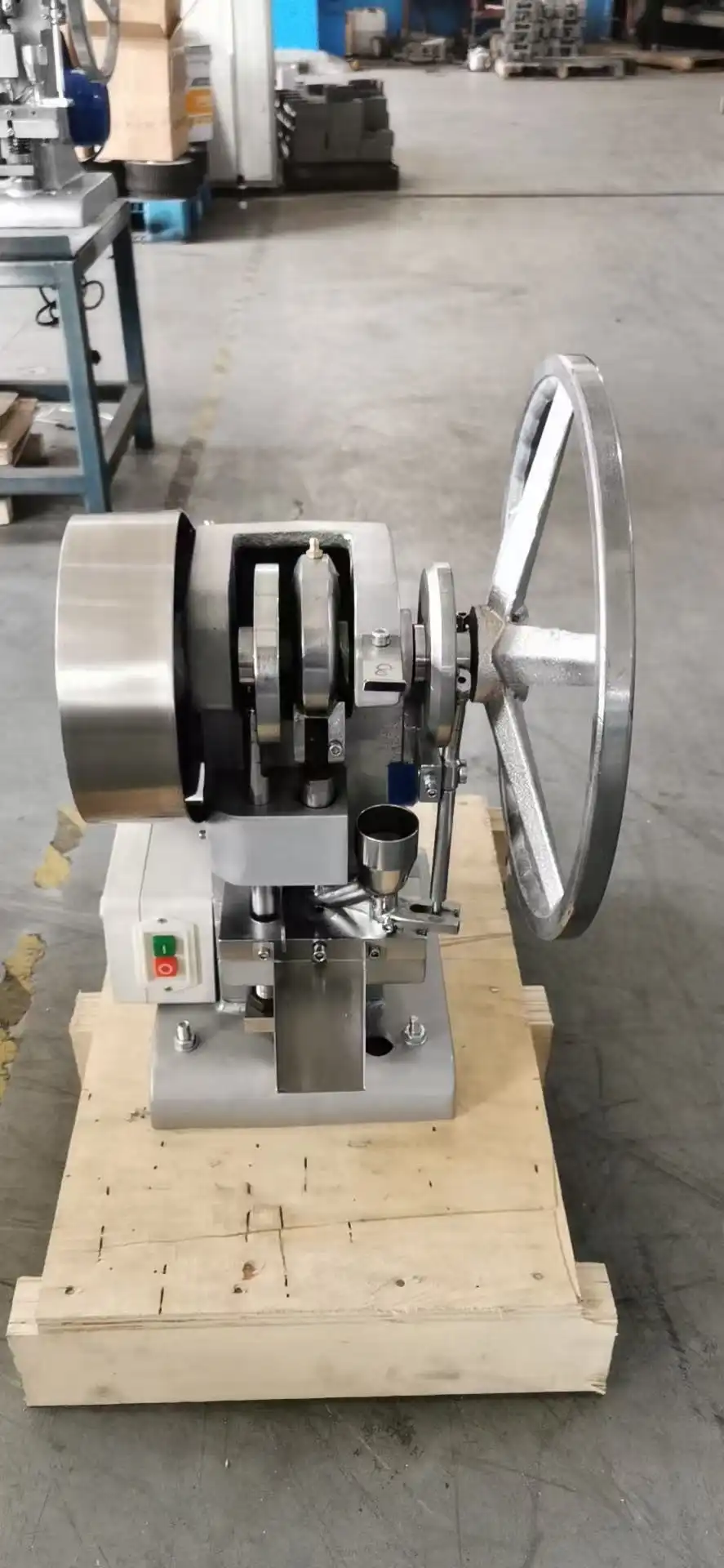 Single Punch Tablet Machine