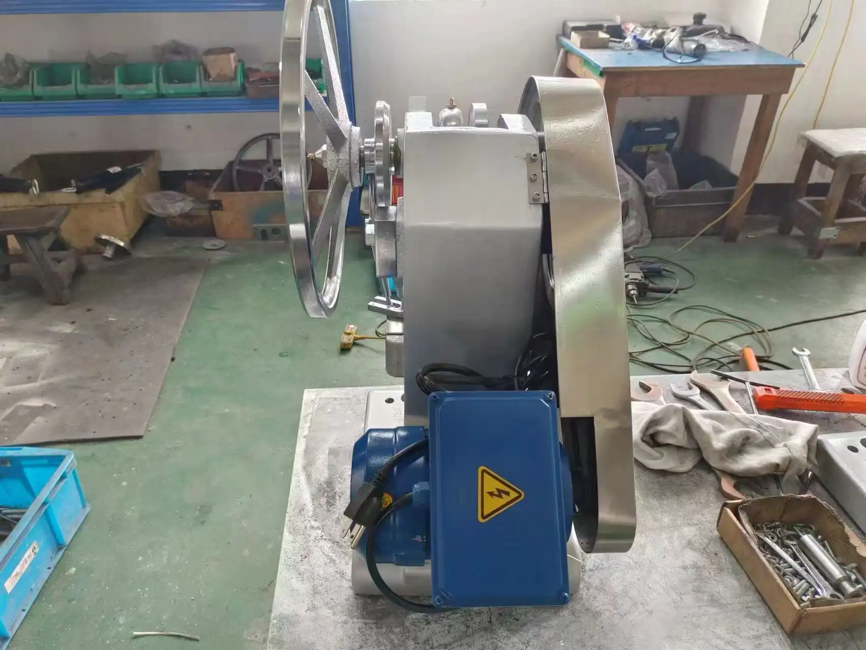 Single Punch Tablet Machine