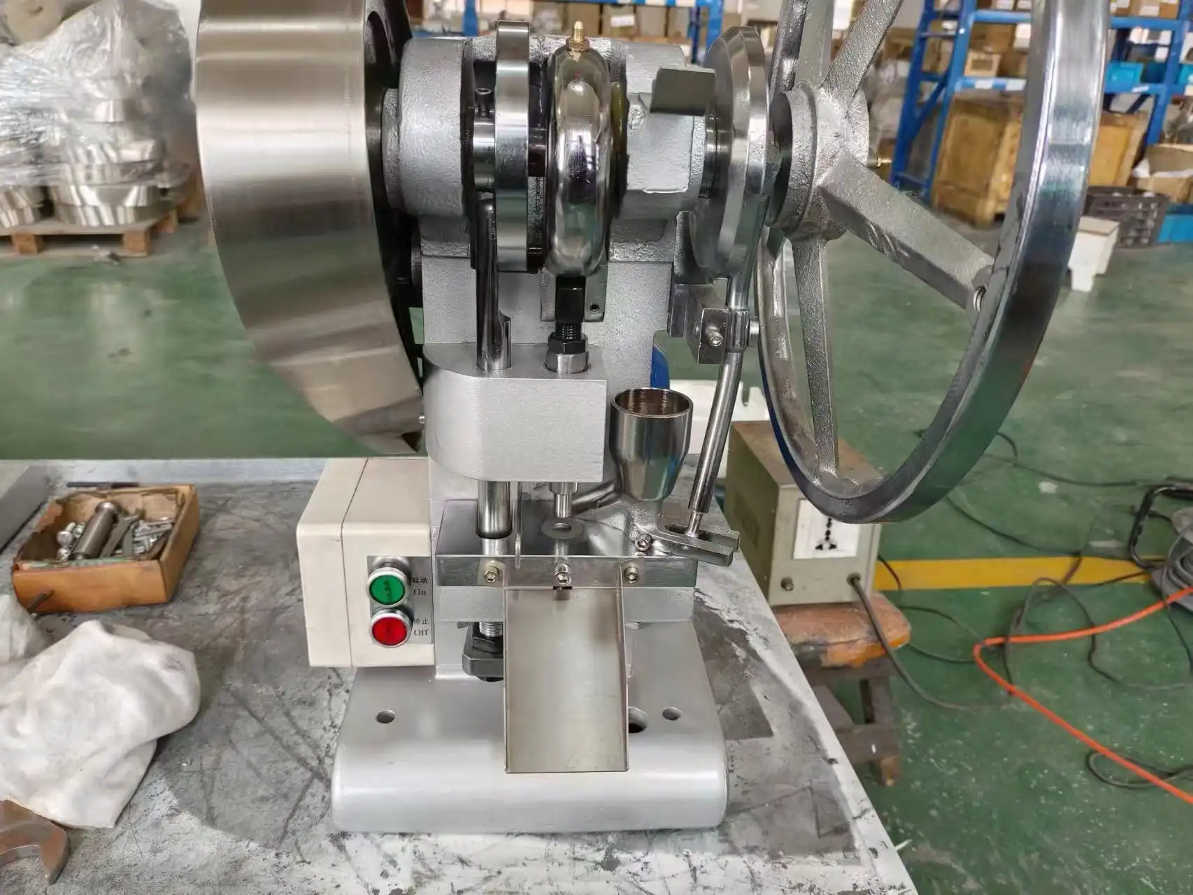 Single Punch Tablet Machine Single Punch Tablet Machine