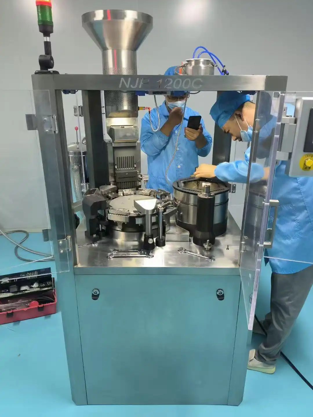 capsule making machine