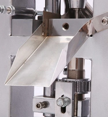 manual hand pressing pill maker